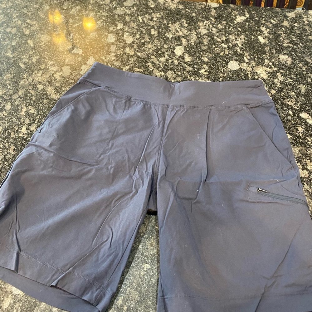 Mountain Hardwear Women’s Navy Athletic Shorts